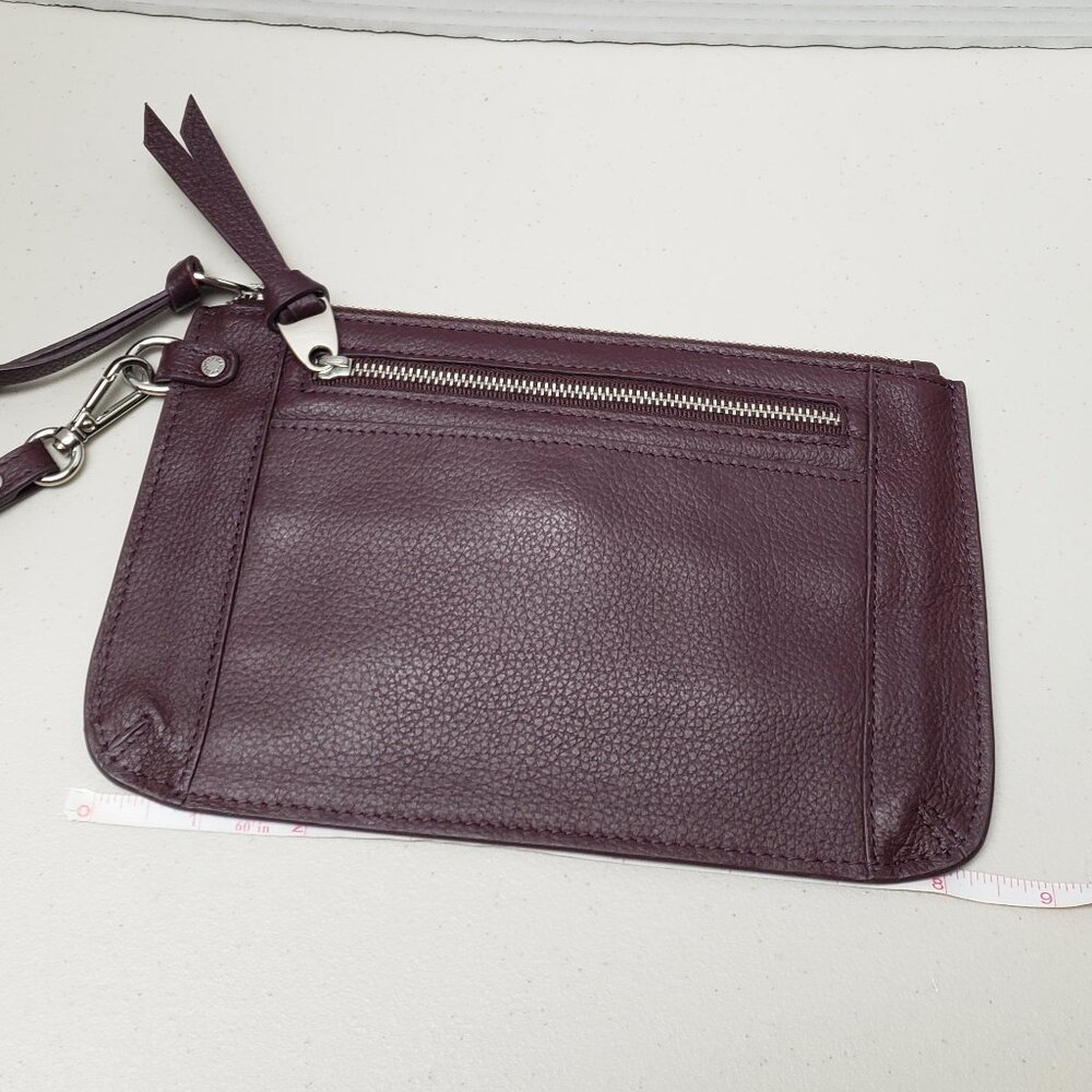 Wristlet - Picture 7 of 10